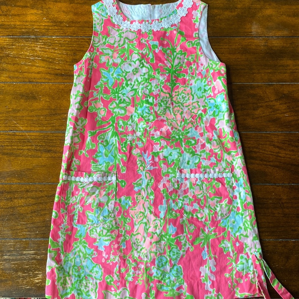 Lilly Pulitzer girls youth size 10. Worn once.